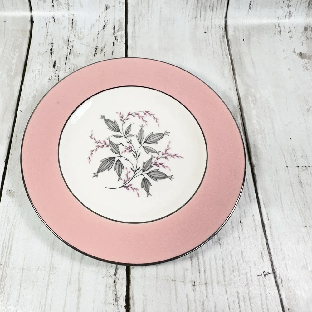 Homer Laughlin Barclay Cavelier Eggshell‎ Pattern BREAD  Plate 6 1/4 Inch Pink